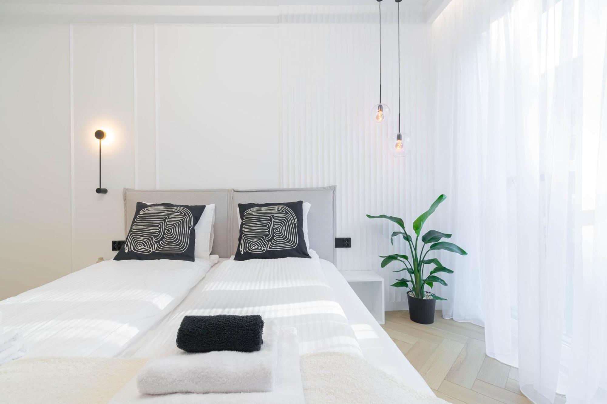 Lukier Muse- Centrum - Mikolowska - Free Garage - Self Check-in Apartment *